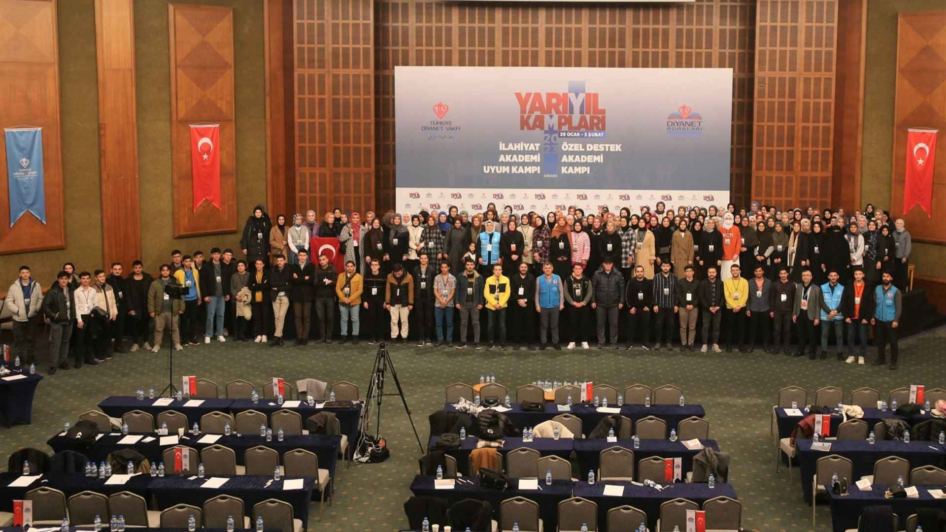 Assoc. Dr. Enis Doko Met with Turkish Diyanet Foundation Scholars