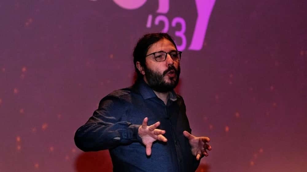 Doç. Dr. Enis Doko Boğaziçililer ile Story Etkinliğinde Bir Araya Geldi